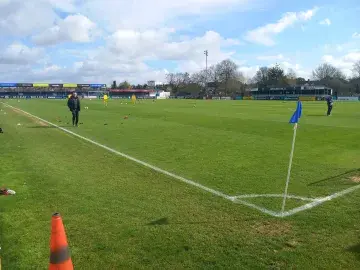 Sports team coach hire